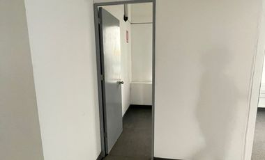VENTA O ALQUILER DE OFICINA COMERCIAL EN AV. PRINCIPAL, SANTA CATALINA