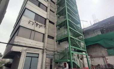VENTA O ALQUILER DE OFICINA COMERCIAL EN AV. PRINCIPAL, SANTA CATALINA