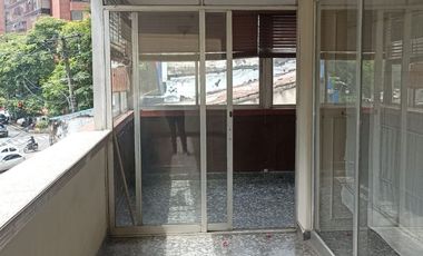 VENDO  APARTAMENTO EN VERSALLES CALI