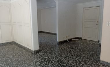 VENDO  APARTAMENTO EN VERSALLES CALI