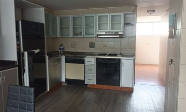 VENDO  APARTAMENTO EN VERSALLES CALI