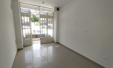 ARRENDAMOS LOCAL COMERCIAL ESQUINERO SAN ANTONIO DEL CARRIZAL GIRÓN