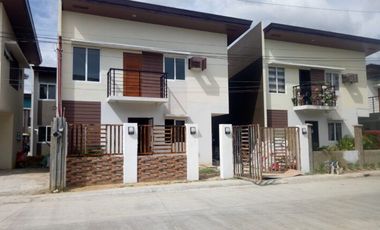 House and Lot for sale near the highway in Minglanilla City, Cebu