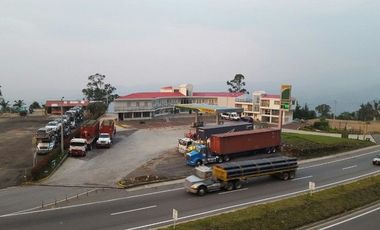 VENTA DE ESTACIÓN DE SERVICIO CON HOTEL Y LOCALES VÍA LA VEGA CUNDINAMARCA