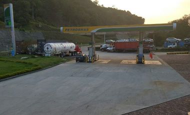 VENTA DE ESTACIÓN DE SERVICIO CON HOTEL Y LOCALES VÍA LA VEGA CUNDINAMARCA