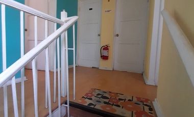 Arriendo  Casa con giro comercial 8 privados , 7 B , 4 E ,solida, amplia ,excelente ubicación 1 Norte a pasos de Av. Libertad, Viña del Mar