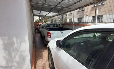 Arriendo  Casa con giro comercial 8 privados , 7 B , 4 E ,solida, amplia ,excelente ubicación 1 Norte a pasos de Av. Libertad, Viña del Mar