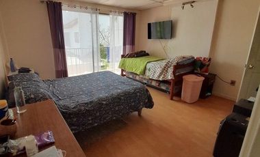 Arriendo  Casa con giro comercial 8 privados , 7 B , 4 E ,solida, amplia ,excelente ubicación 1 Norte a pasos de Av. Libertad, Viña del Mar