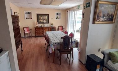 Arriendo  Casa con giro comercial 8 privados , 7 B , 4 E ,solida, amplia ,excelente ubicación 1 Norte a pasos de Av. Libertad, Viña del Mar