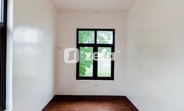 End Fairway Unit for Rent in The Grove