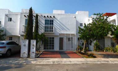 Casa en RENTA en Villa Marino Cancún
