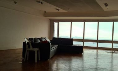 CDN - FOR SALE: 4 Bedroom unit in Golden Empire Tower, Manila