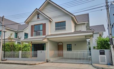 house for rent: 25,000 thb/month (Graceland Village - opposite Grace International School Chiang Mai)