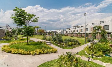 Casa en Venta con área de juegos infantiles alberca al sur de Cuernavaca Morelos