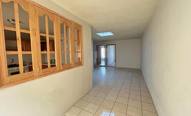 Casa en Venta, Col. Comunicación Oriente