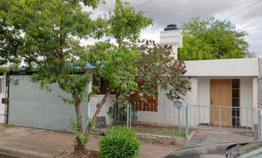 VENTA CASA 3 dormitorios Barrio Panamericano