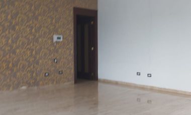 Samborondon, Renta de Hermosa Casa 4 dormitorios con Piscina