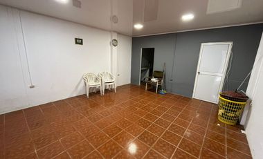 CASA DE DOS DEPARTAMENTOS EN VENTA EN PORTOVIEJO