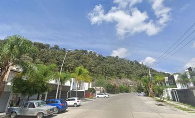 ¡¡Atención Inversionistas!! Venta de Casa en Remate Bancario, Col. Zapopan, Jalisco.