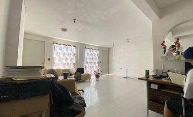 CASA EN VENTA DE 2 NIVELES EN CHICOLOAPAN