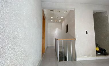 CASA EN VENTA DE 2 NIVELES EN CHICOLOAPAN