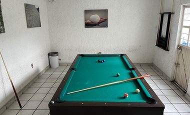 CASA A 2 CUADRAS DE AV. LOPEZ MATEOS EN ESQUINA