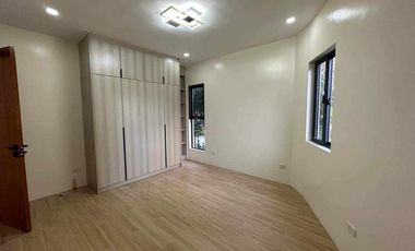 Spacious 4BR Unit at  Ayala Alabang