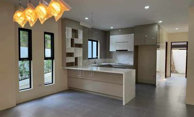 Spacious 4BR Unit at  Ayala Alabang