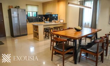 5 BEDROOM SINGLE ATTACHED UNIT LOCATED IN THE VILLAGES AT LIPA