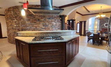 En VENTA Residencia Fraccionamiento Hacienda de la Paloma