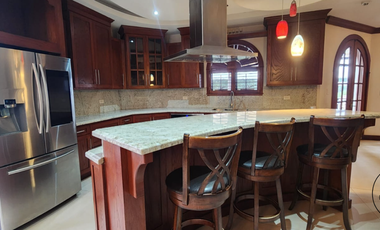 En VENTA Residencia Fraccionamiento Hacienda de la Paloma