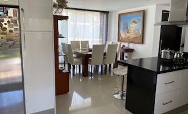 ESPECTACULAR CASA ESQUINERA EN CAJICA EN CONJUNTO CERRADO