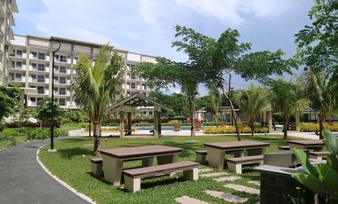 2 Bedroom Condo For Rent with Parking Maple Place, Acacia Estates Taguig