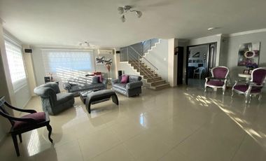 HERMOSA CASA DE ESQUINA EN BARRIO LA  CUMBRE DE BARRANQUILLA 4 ALCOBAS Y  AREA DE 381MTS