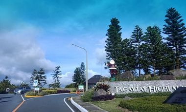 RESALE  FAIRWAY LOT AT KATSURA TAGAYTAY MIDLANDS (CLEAN TITLE) 7m inclusive if membership and cgt