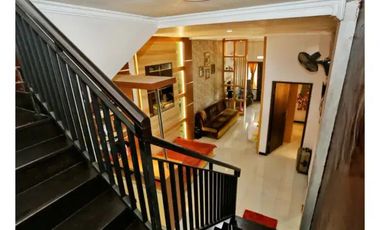 Rumah Hook Griyo Mapan Sentosa Waru Sidoarjo Mewah Full Desain dekat Juanda Pondok Candra