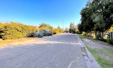 Sitio Av.El Valle, Algarrobos, Chicureo Oriente