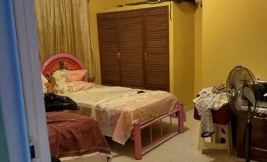 Casa de siete recamaras y 4 baños en Atoyac de Alvarez Guerrero