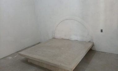 Casa de siete recamaras y 4 baños en Atoyac de Alvarez Guerrero