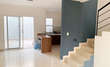Amplia Casa en Venta en Selvanova, Playa del Carmen