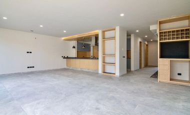 Se vende casa en Solares