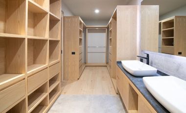 Se vende casa en Solares