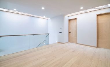 Se vende casa en Solares