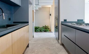 Se vende casa en Solares