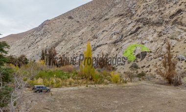 Terreno de 1 hectárea en Paihuano. Valle del Elqui. $53 millones