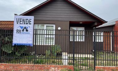 Casa Remodelada 2 Dormitorios con Excelente Conectividad, Villa Pulmahue, Padre las Casas