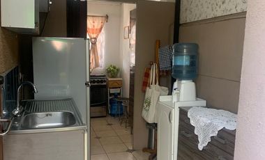 Vende Casa Cuatro Dormitorios Estacionamiento