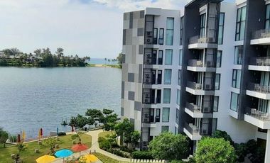 Available for sale and rent from 16 October 2023 modern 1 bedroom sea and lake view condominium in Cassia Residences, Laguna Phuket