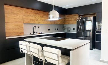 PR19637 Apartamento en Arriendo, LOMAS DE LAS BRUJAS