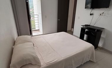 APARTAMENTO JUNTO A HOSPITAL INTERNACIONAL, EXCELENTE UBICACIÓN